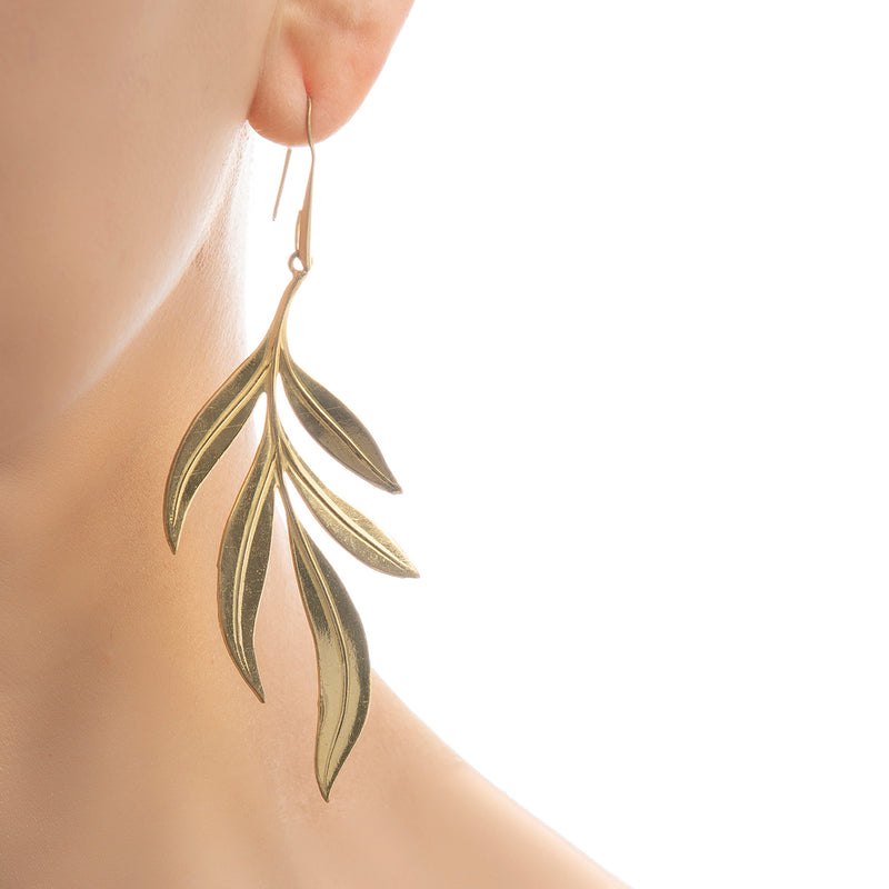 NOELIE gold metal leaves earrings