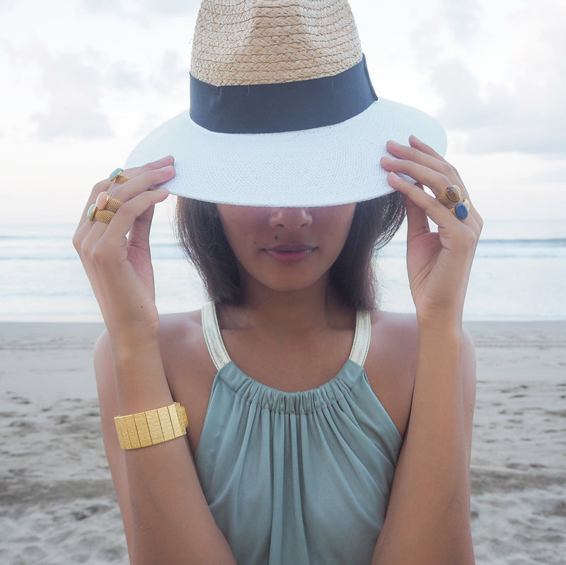 SHANTA mesh ring & tiger eye cabochon