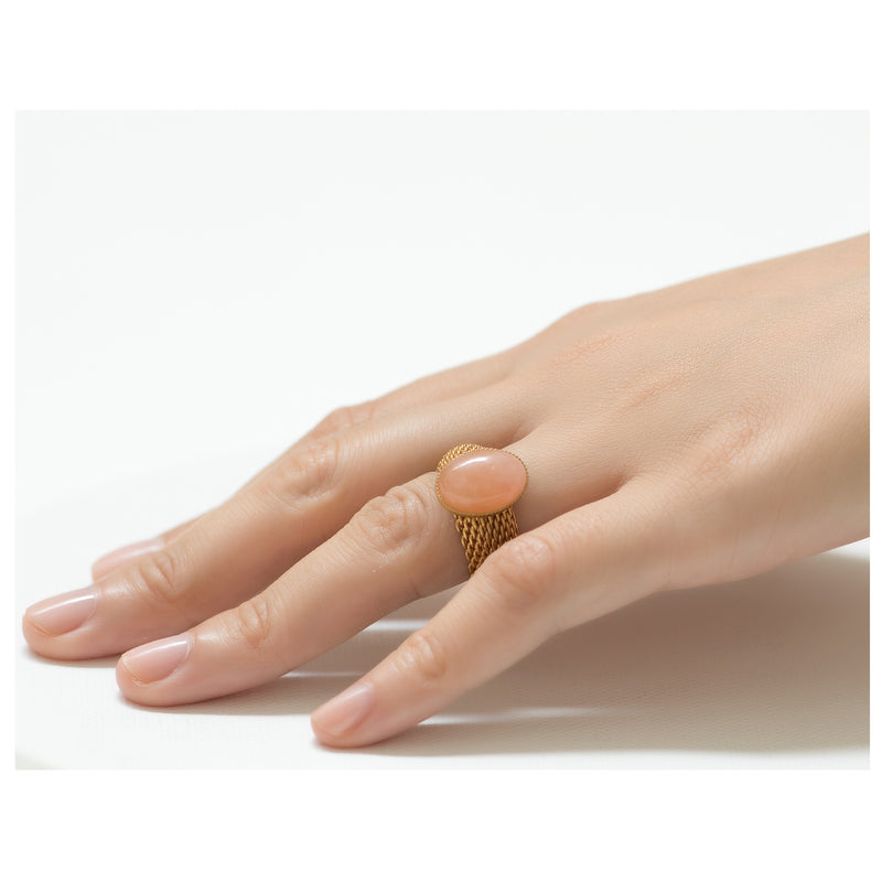 SHANTA mesh ring & coral cabochon