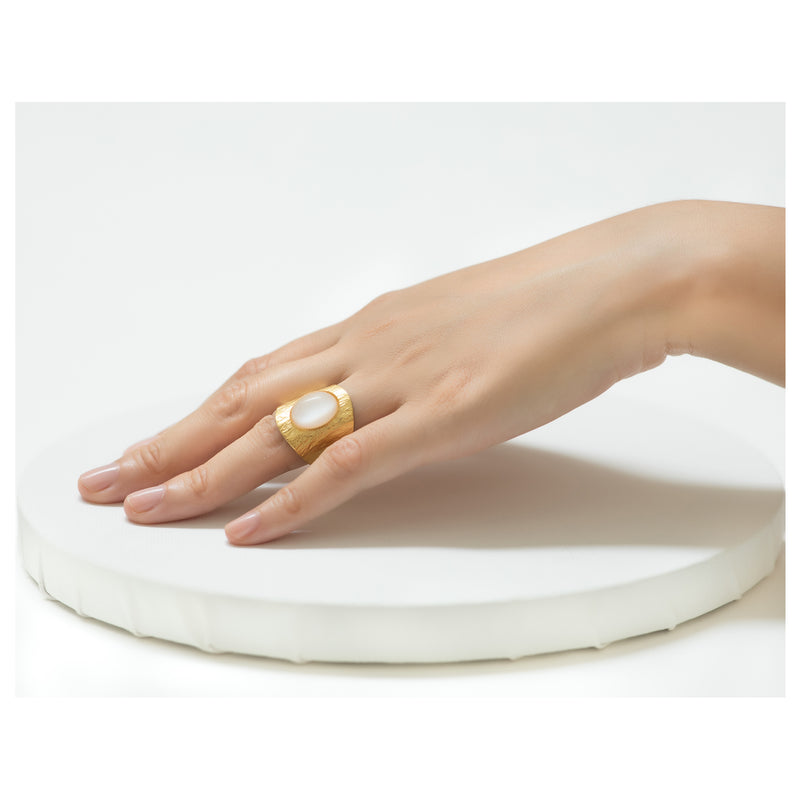 NEZA adjustable ring moon stone