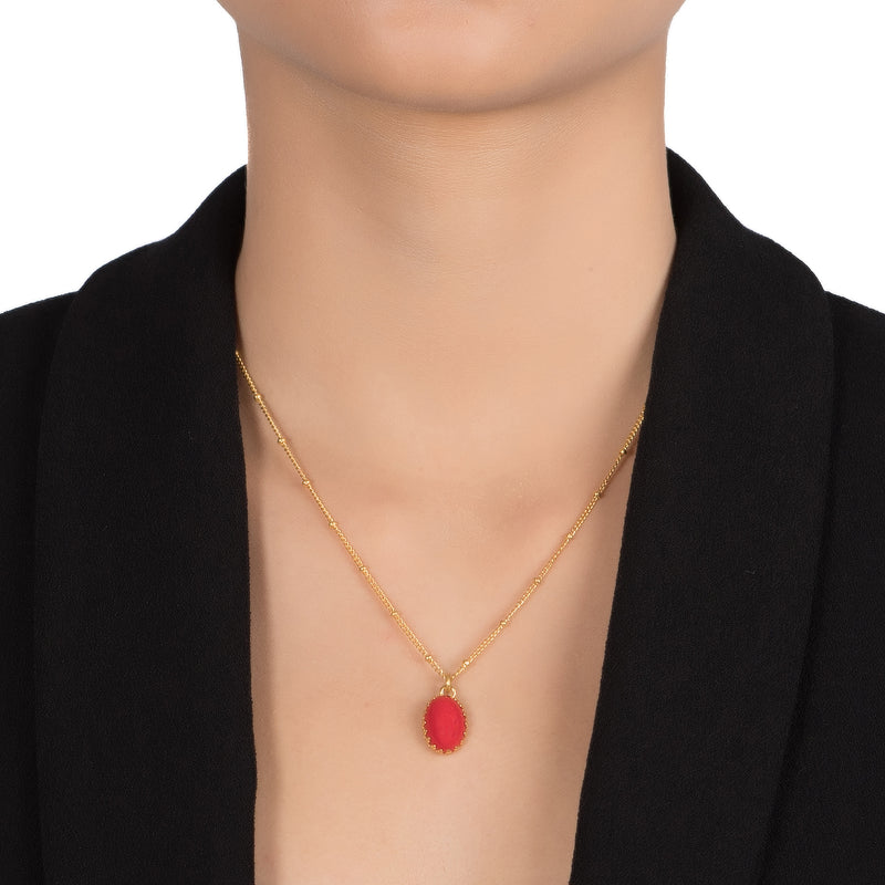 MEDICIS Vintage-inspired necklace red