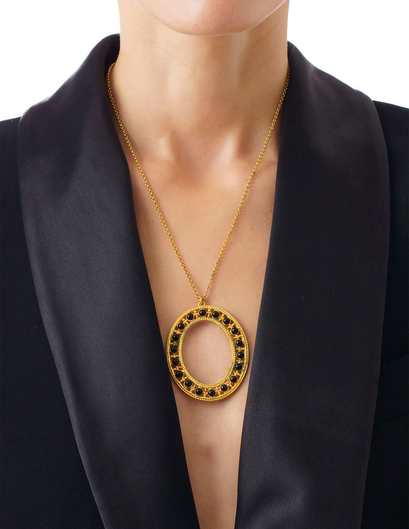COLOMBINE Statement Vintage-Inspired Pendant Necklace Black