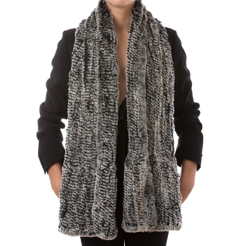 GSTAAD Large grey scarf