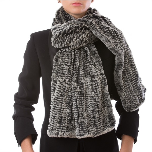 GSTAAD Large grey scarf