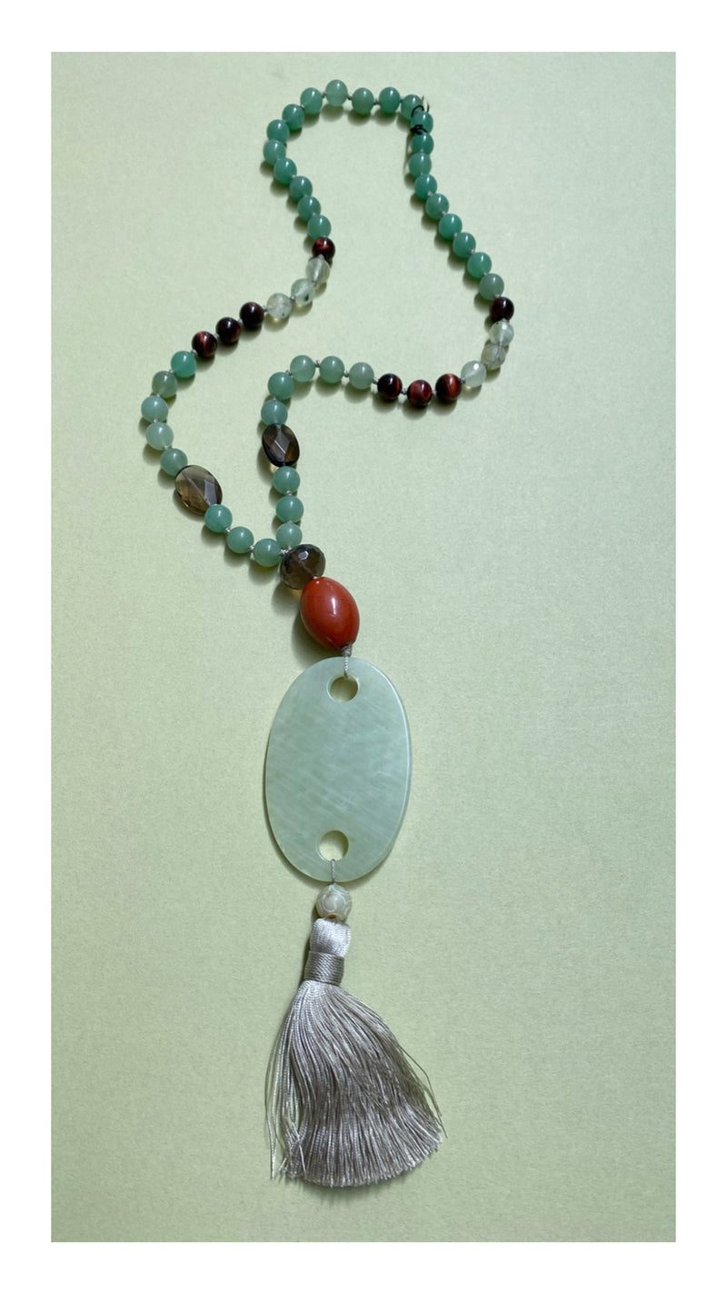 IFRANE necklace with semiprecious stones