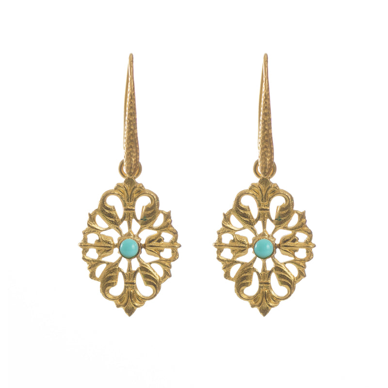 Nolan pearl vintage-inspired earring