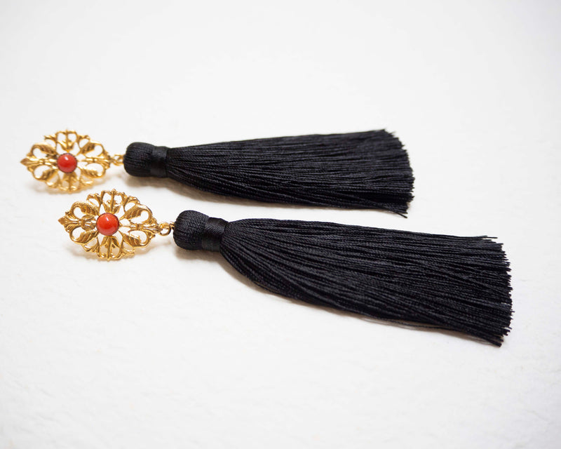 AZYADE Earring Black -Red Cabochon