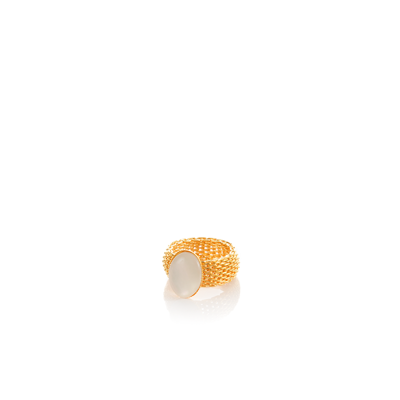 SHANTA Mesh Ring & Pearly Cabochon