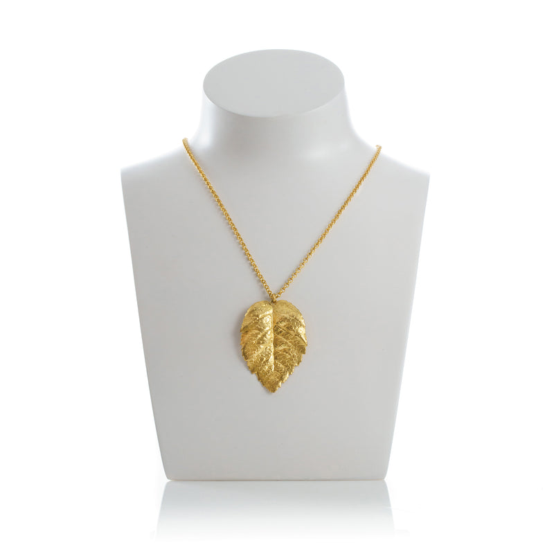 SUZETTE statement leave pendant necklace Darsala