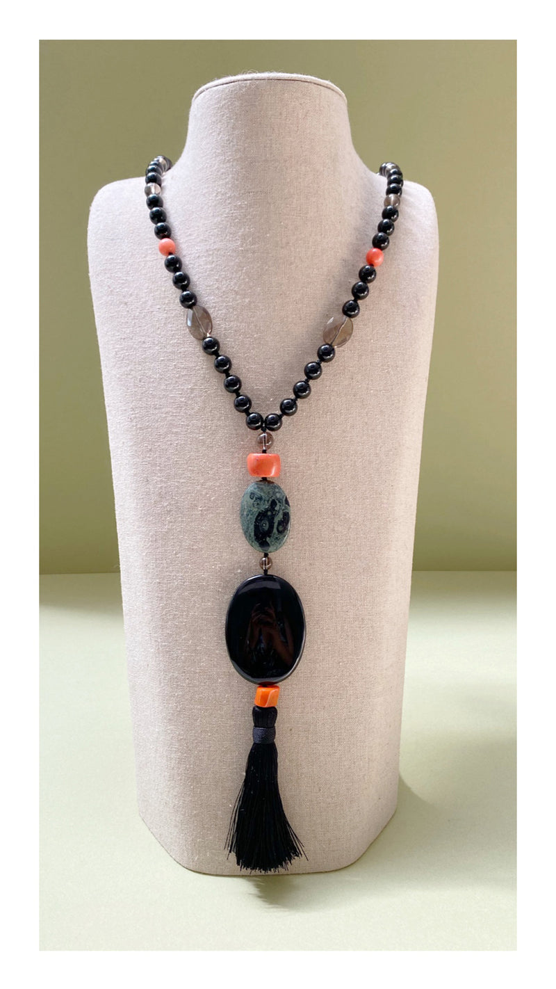 LOUXOR necklace black agate & semiprecious stones